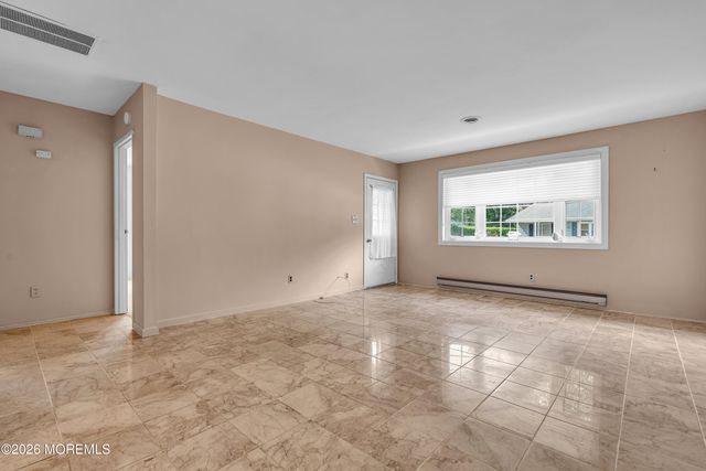 12 Vermont Way, Whiting, NJ 08759