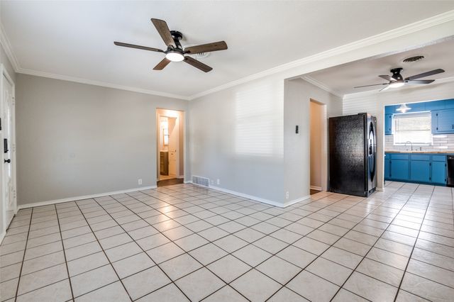 2952 Lavita Lane, Farmers Branch, TX 75234