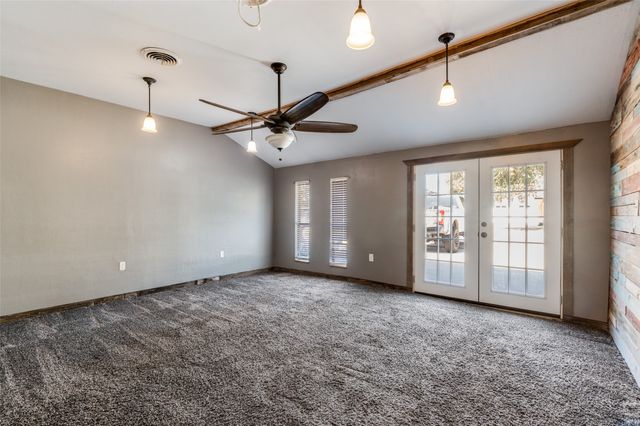 2952 Lavita Lane, Farmers Branch, TX 75234