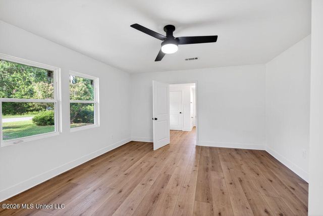 901 De La Pointe Drive, Gautier, MS 39553