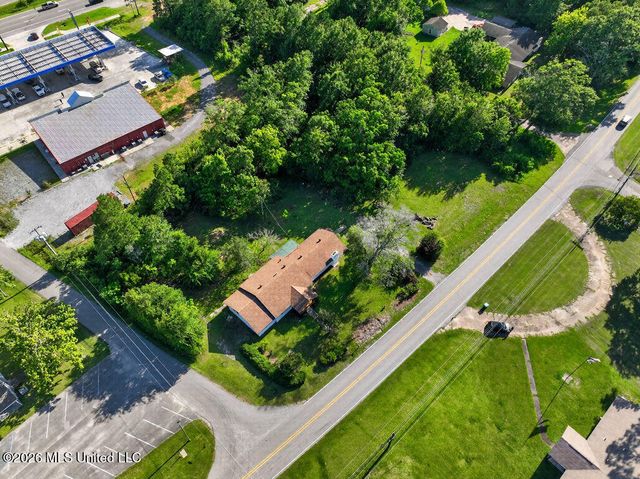 901 De La Pointe Drive, Gautier, MS 39553