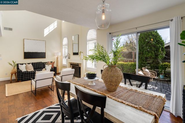 1008 Radiant Ln, San Ramon, CA 94583