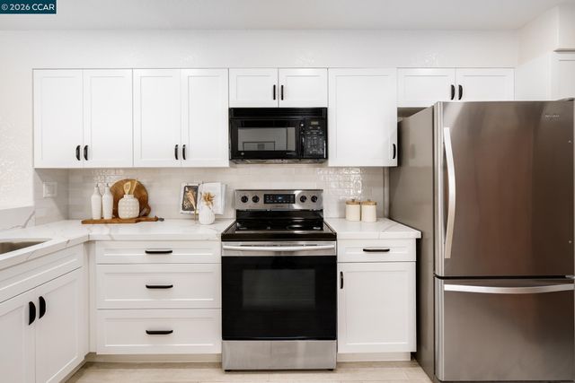 1008 Radiant Ln, San Ramon, CA 94583