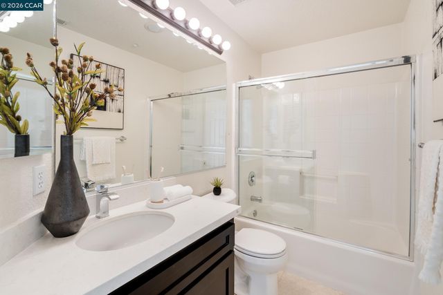 1008 Radiant Ln, San Ramon, CA 94583