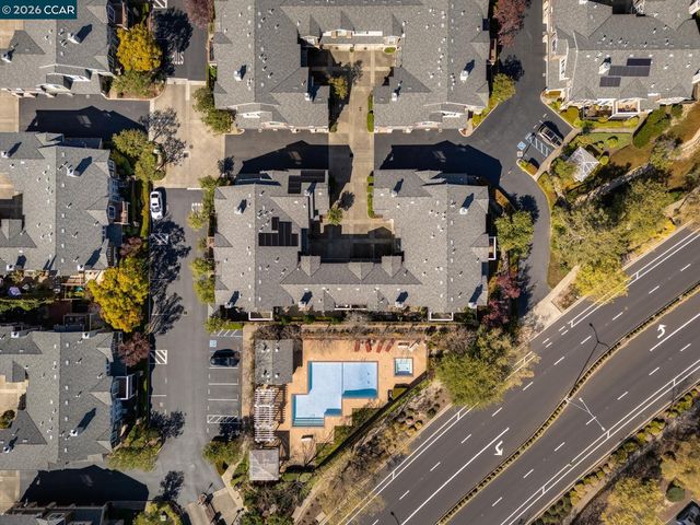 1008 Radiant Ln, San Ramon, CA 94583