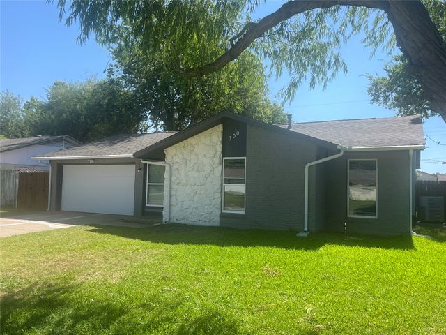 300 Ocean Drive, Richardson, TX 75081