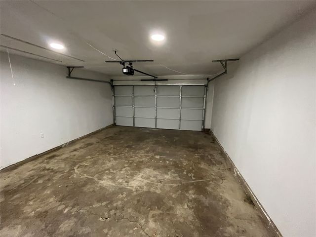 300 Ocean Drive, Richardson, TX 75081