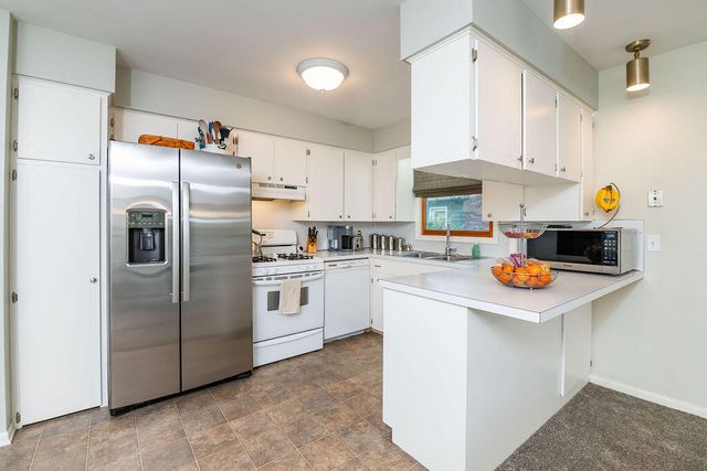 4557 Brooklyn Avenue Se, City Of Kentwood, MI 49508