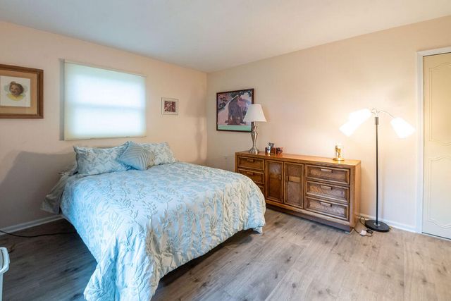 4557 Brooklyn Avenue Se, City Of Kentwood, MI 49508