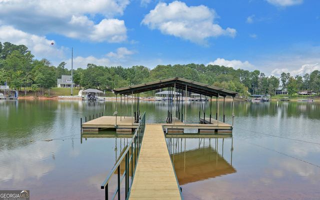 71 Woodlake Crt, Hartwell, GA 30643