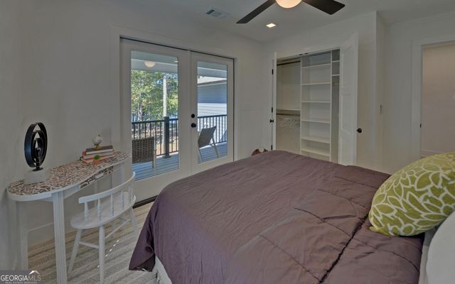 71 Woodlake Crt, Hartwell, GA 30643