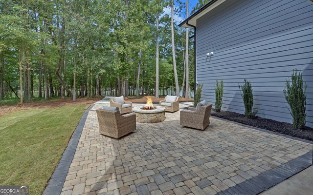 71 Woodlake Crt, Hartwell, GA 30643