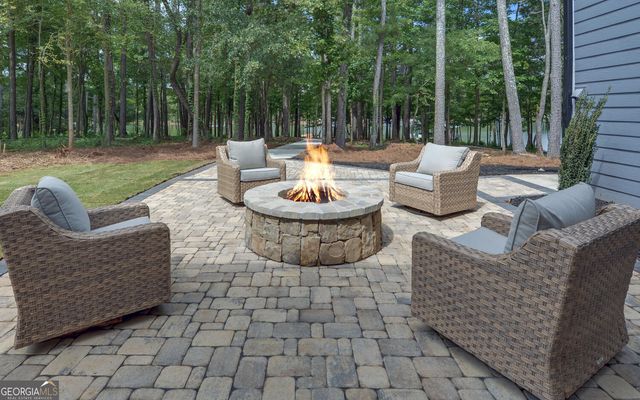 71 Woodlake Crt, Hartwell, GA 30643