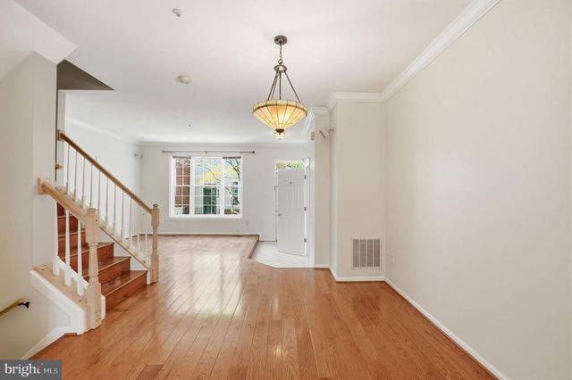 9702 ATHLETIC WAY, Gaithersburg, MD 20878