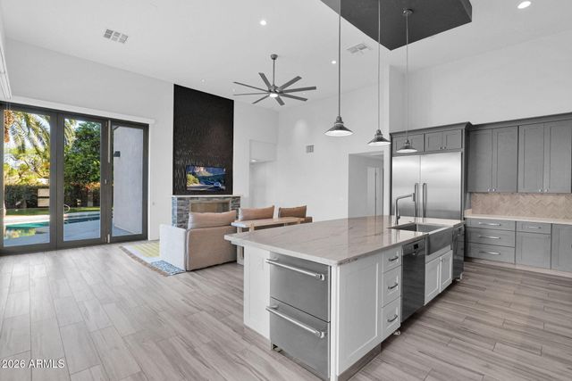 11813 N Blackheath Road, Scottsdale, AZ 85254