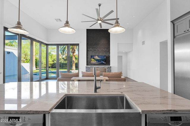 11813 N Blackheath Road, Scottsdale, AZ 85254