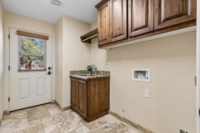 1440 W Irvine Road, Phoenix, AZ 85086