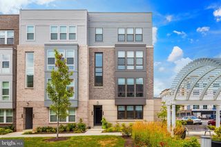 13389 LAUNDERS ST #41, Herndon, VA 20171