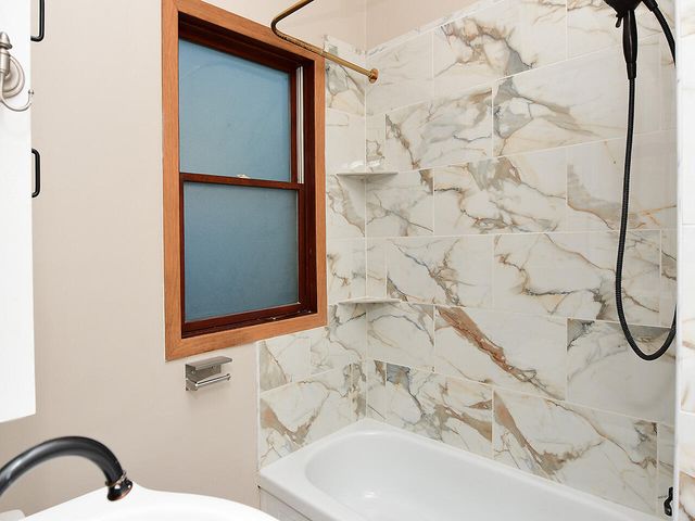 339 SHERMAN Avenue, Council Bluffs, IA 51503