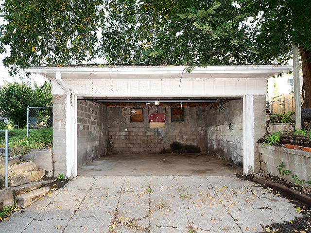 339 SHERMAN Avenue, Council Bluffs, IA 51503