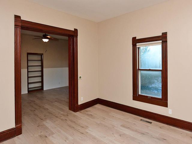 339 SHERMAN Avenue, Council Bluffs, IA 51503