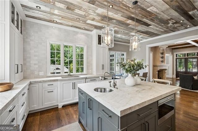 3874 Vermont Road NE, Atlanta, GA 30319