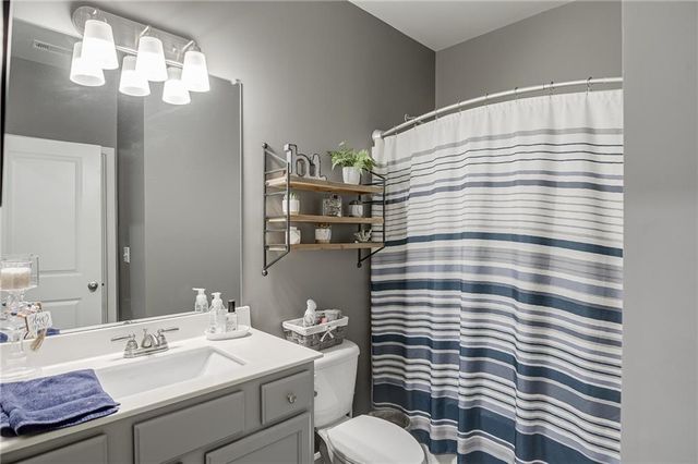 6937 Lancaster Crossing, Flowery Branch, GA 30542