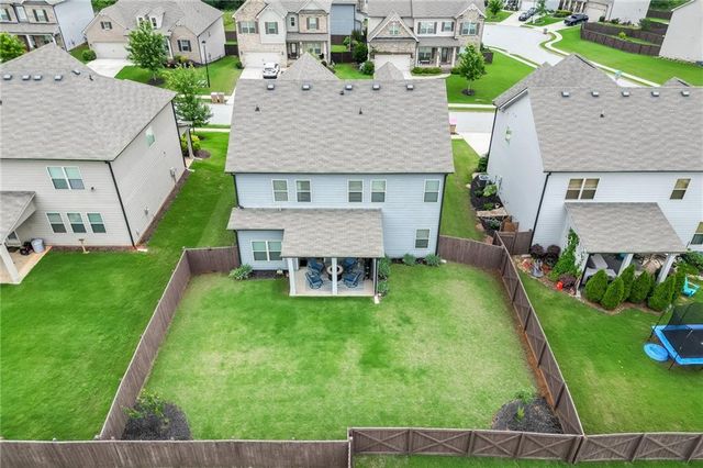 6937 Lancaster Crossing, Flowery Branch, GA 30542