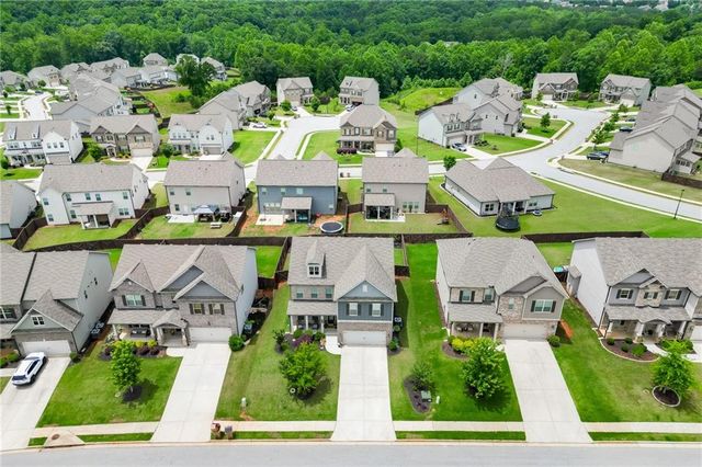 6937 Lancaster Crossing, Flowery Branch, GA 30542