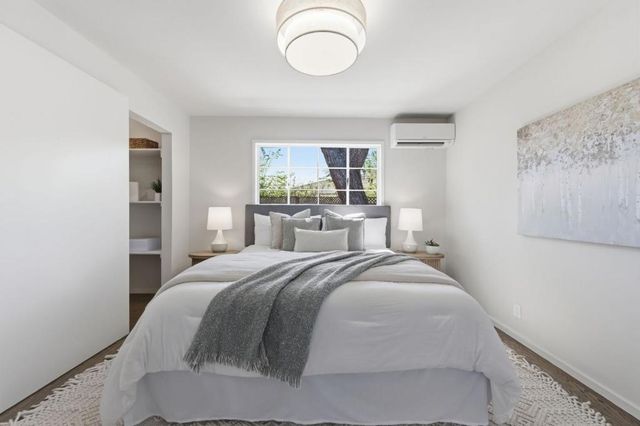 2518 South Court, Palo Alto, CA 94301