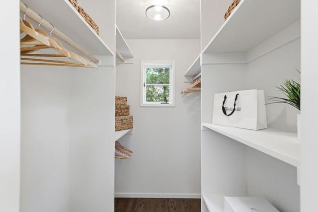 2518 South Court, Palo Alto, CA 94301