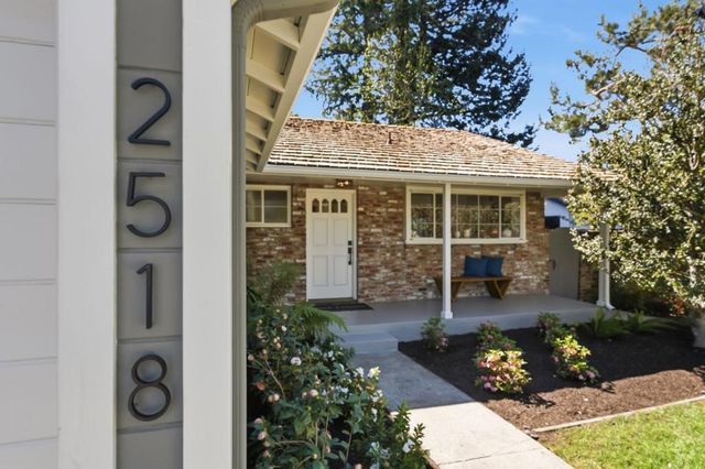 2518 South Court, Palo Alto, CA 94301