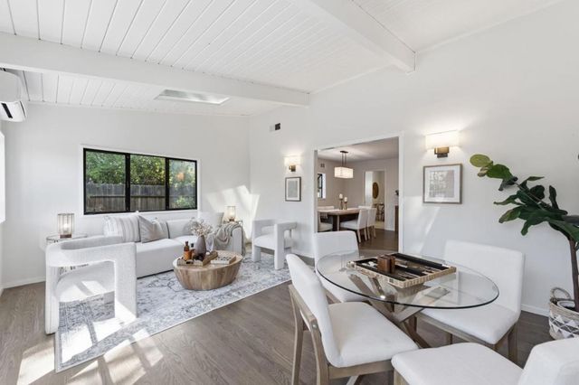 2518 South Court, Palo Alto, CA 94301