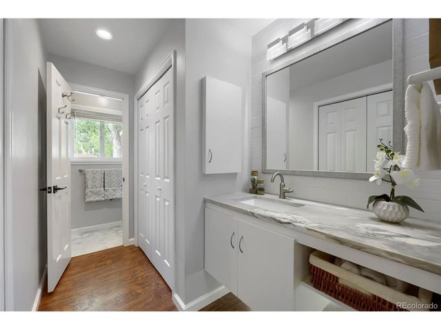 2578 S Dover Way, Lakewood, CO 80227