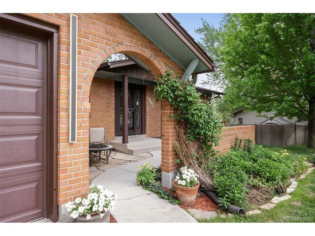 2578 S Dover Way, Lakewood, CO 80227
