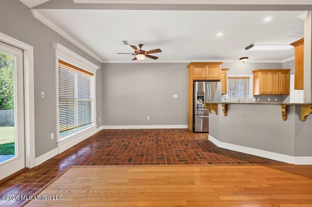 15525 Old Oak Court, Gulfport, MS 39503