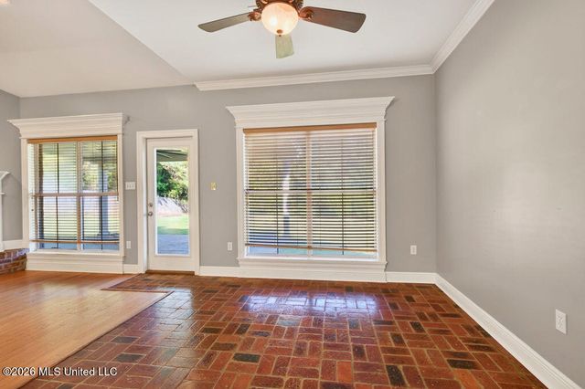 15525 Old Oak Court, Gulfport, MS 39503