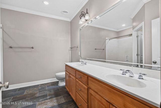 15525 Old Oak Court, Gulfport, MS 39503