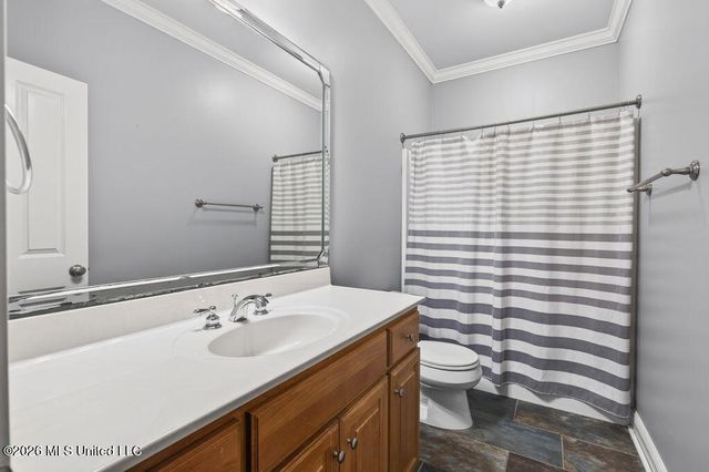 15525 Old Oak Court, Gulfport, MS 39503