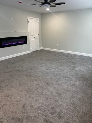 106 Almira, Springfield, MA 01119