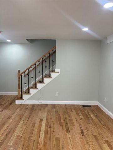 106 Almira, Springfield, MA 01119