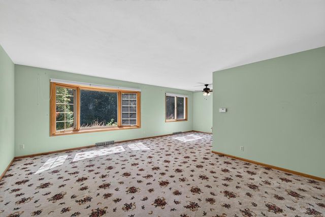 3217 Southwood DRIVE, Racine, WI 53406
