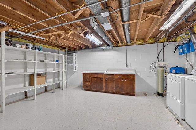 3217 Southwood DRIVE, Racine, WI 53406