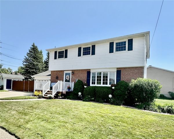 573 Columbia Avenue, Lancaster, NY 14043