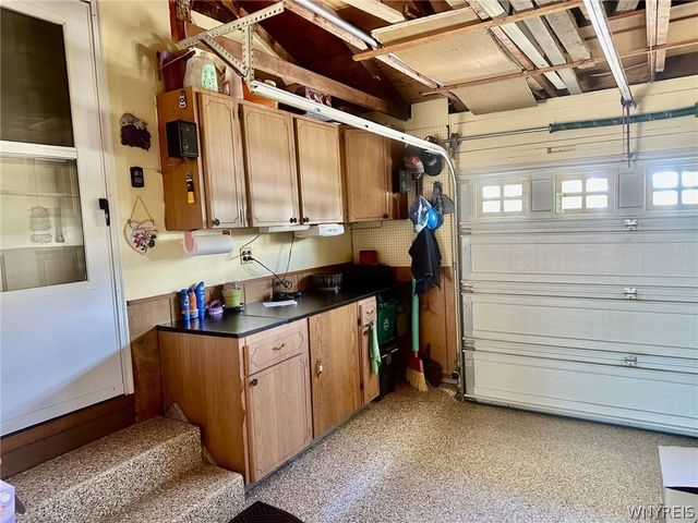 573 Columbia Avenue, Lancaster, NY 14043