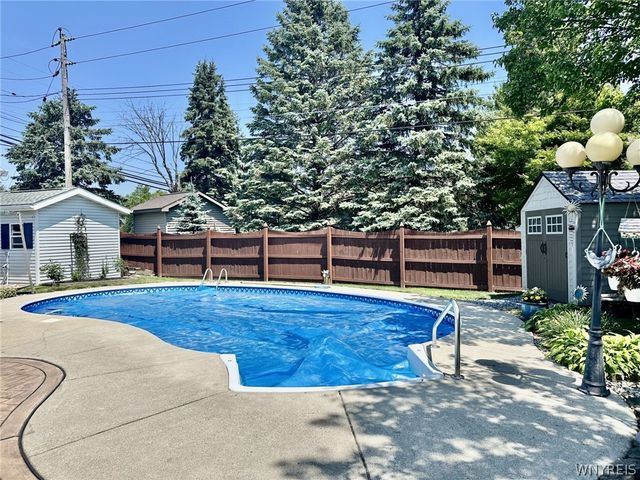 573 Columbia Avenue, Lancaster, NY 14043
