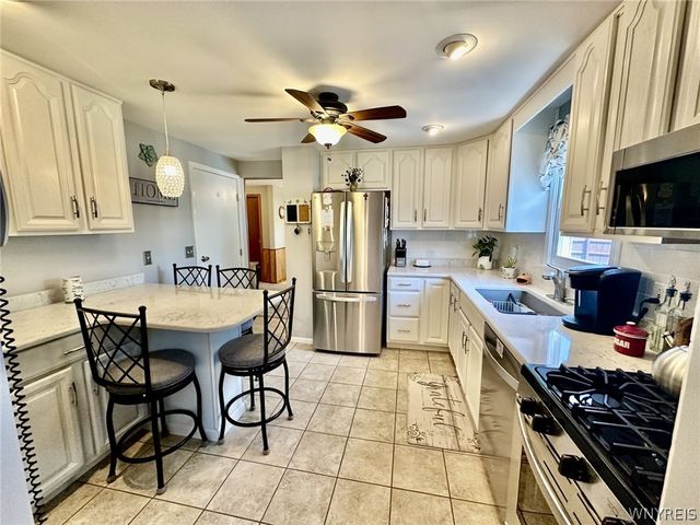 573 Columbia Avenue, Lancaster, NY 14043