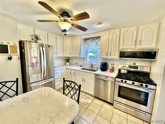 573 Columbia Avenue, Lancaster, NY 14043