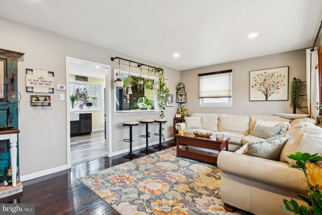 146 COUNTRY CLUB RD, Pine Hill, NJ 08021