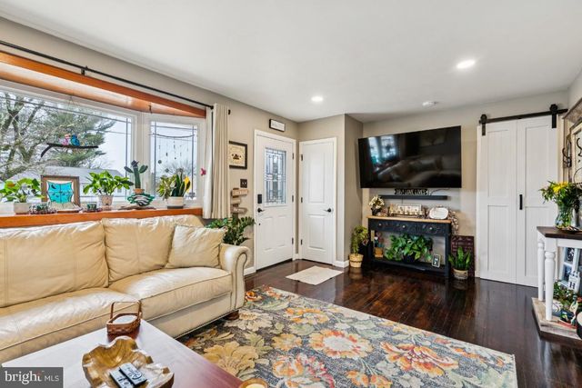 146 COUNTRY CLUB RD, Pine Hill, NJ 08021